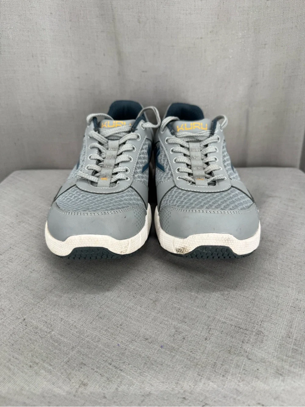 Kuru Quantum 2.0 mens Size 8.5 Medium Gray Athletic Running Shoes Sneakers